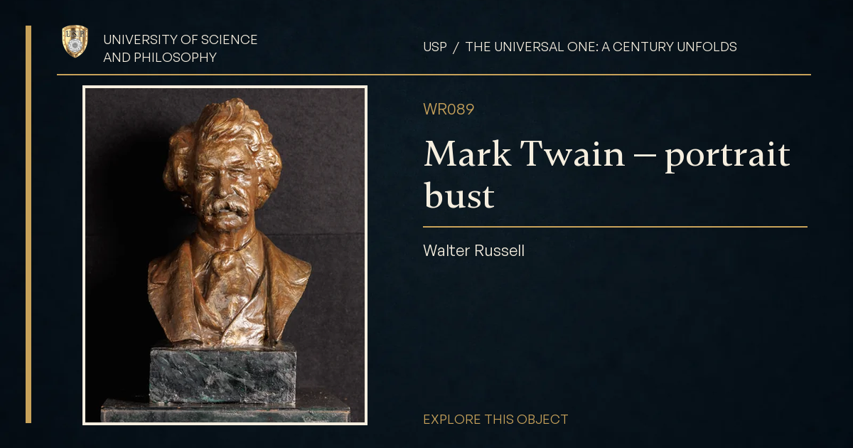 Mark Twain — portrait bust